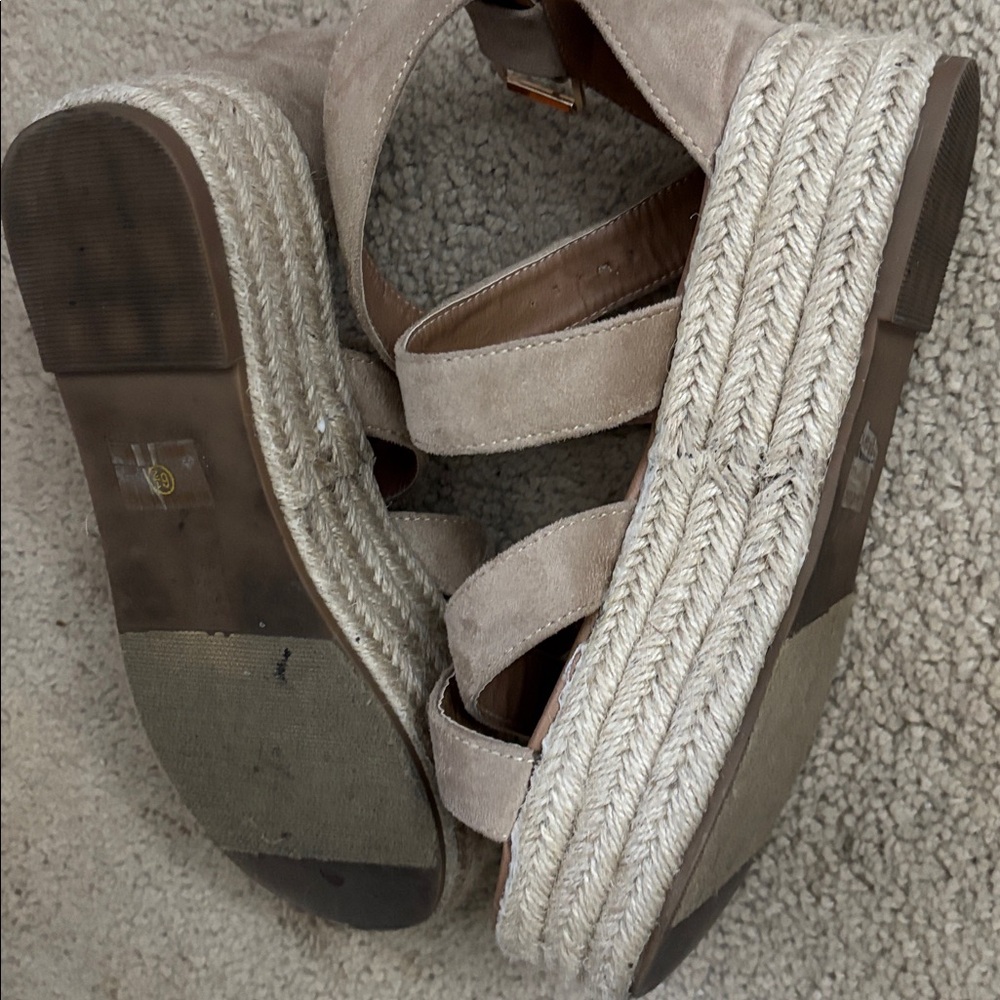 3/$13🌷 Bonnibel Espadrille Sandals - Picture 4 of 5